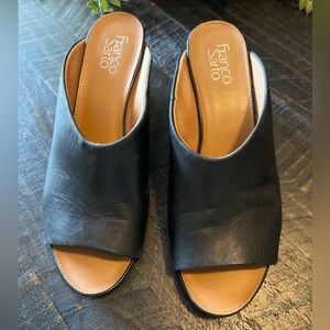 Franco Sarto Dublin Black Leather Open-Toe Slide Mules